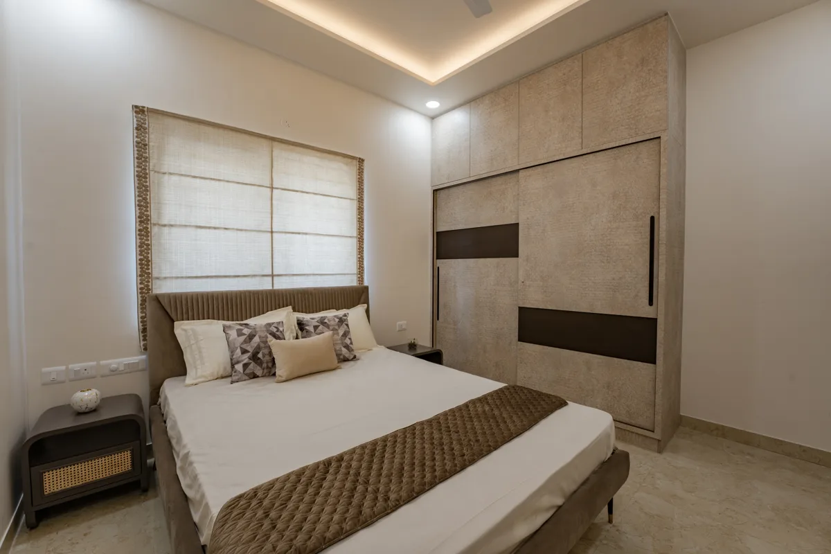 Bedroom at Vakil Metropolis